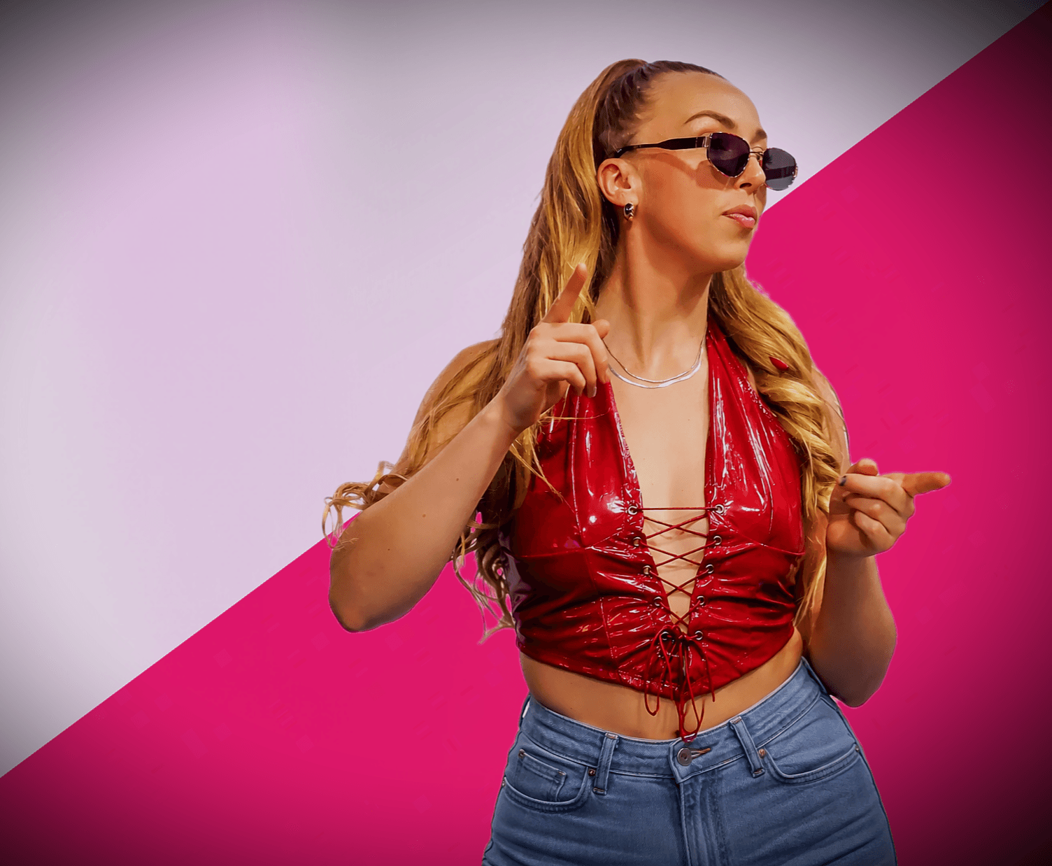 DJ MISS KIKI at the booth